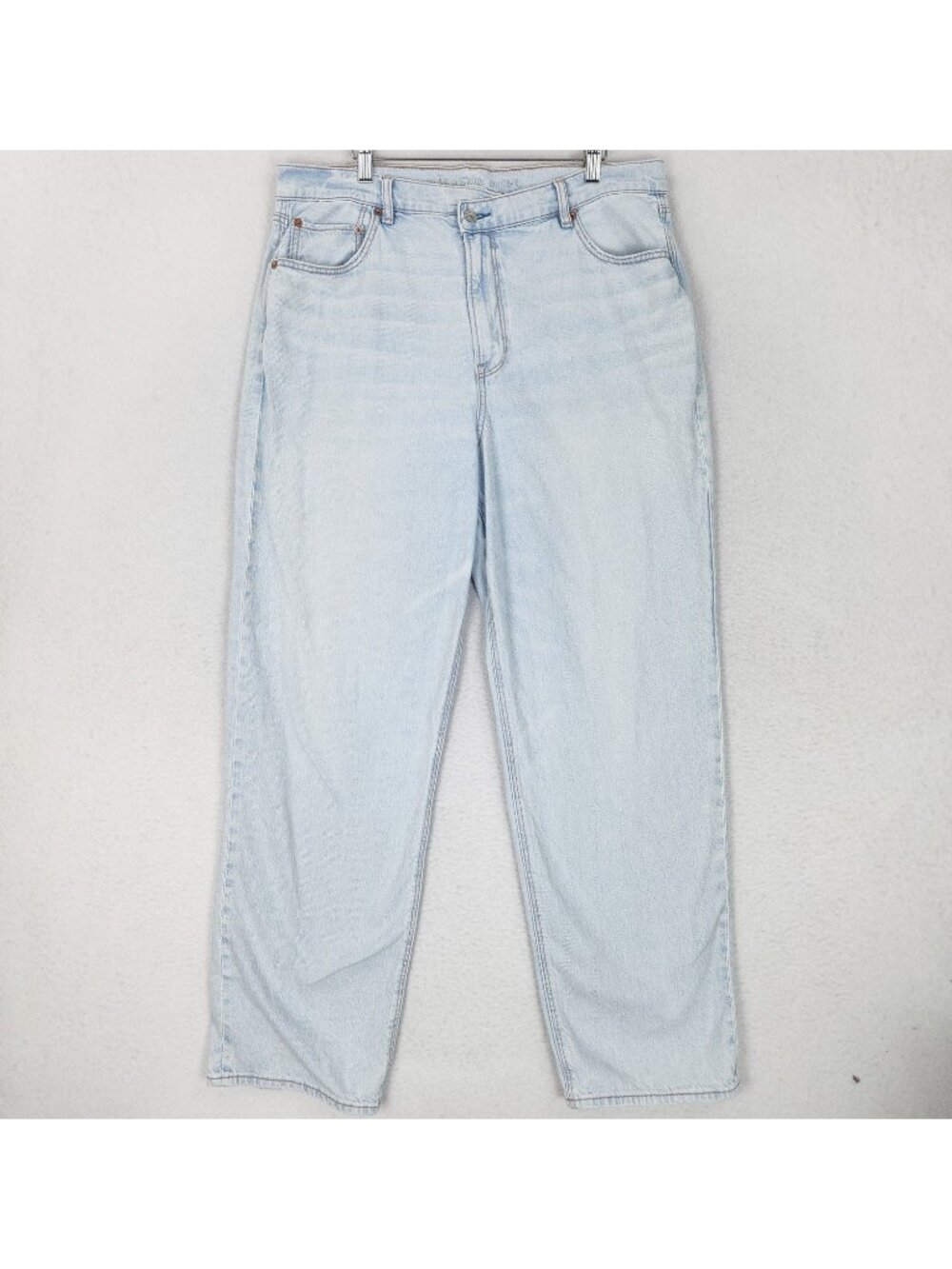 American Eagle Jeans Womens 18 Blue Light Wash Highest Rise Baggy Straight Fit